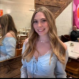 Meet your Posher, Lauren